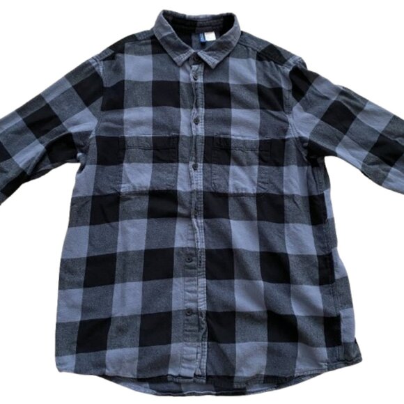 Divided H&M flannel shirt - Picture 2 of 3